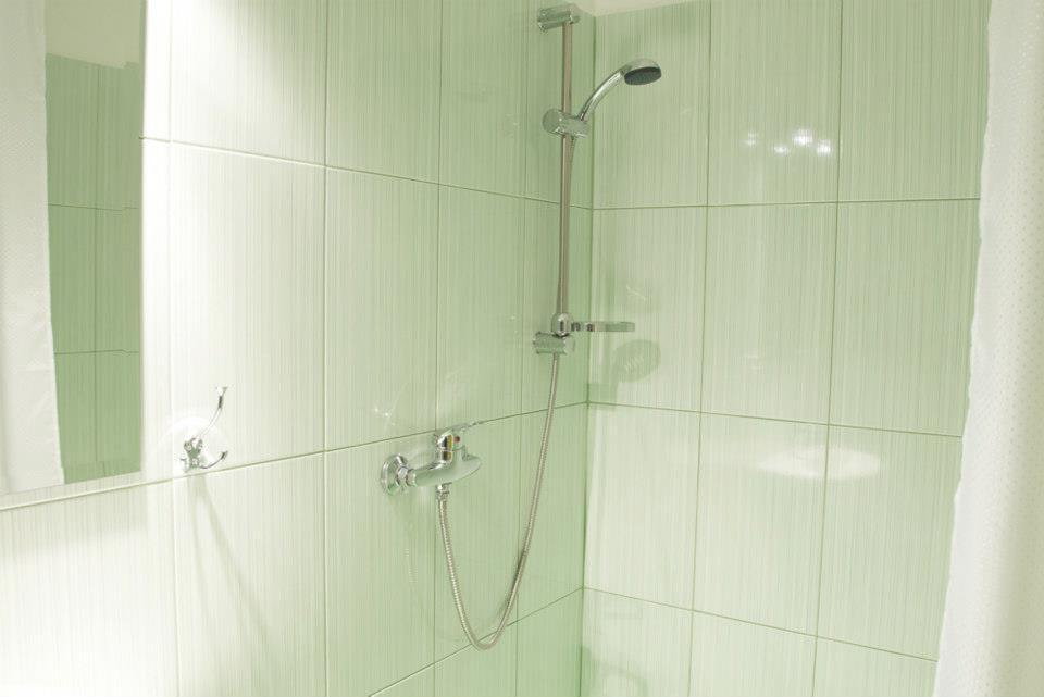 Hotel Viesu Maja Zvilnis à Pāvilosta Chambre photo